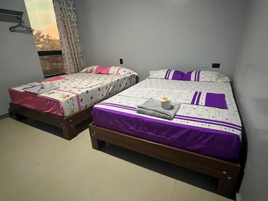 Adrian'S Hotel Пукальпа Экстерьер фото